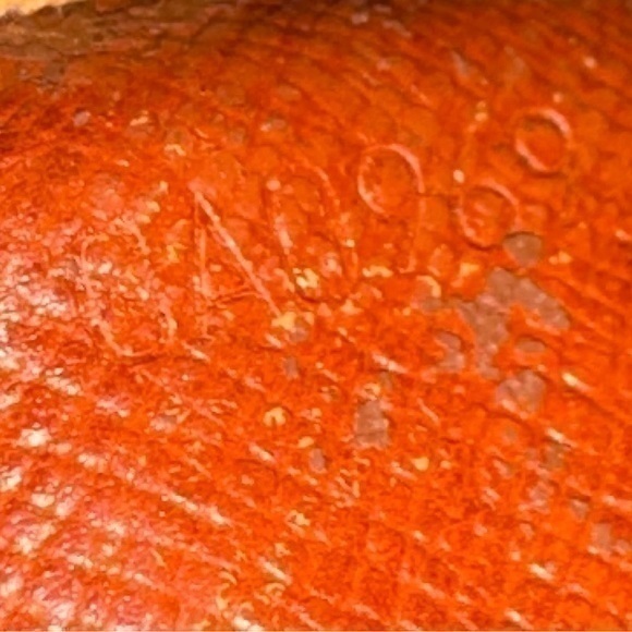 AUTHENTIC Louis Vuitton Monogram wallet/billfold. - Picture 16 of 16